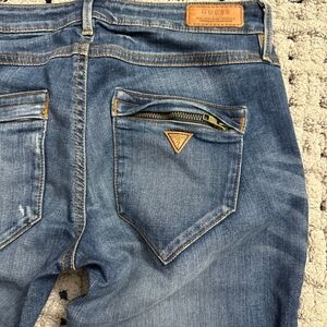 Guess Zippered Leg, Stretch Super Skinny womens Jeans Size 27